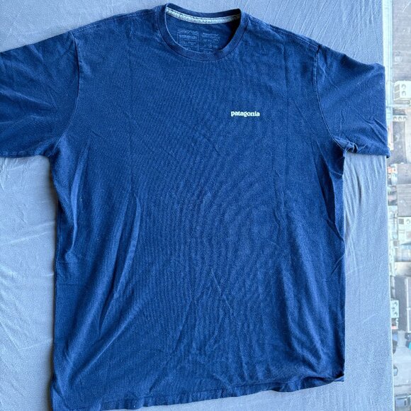 Patagonia T-Shirt - Picture 1 of 4